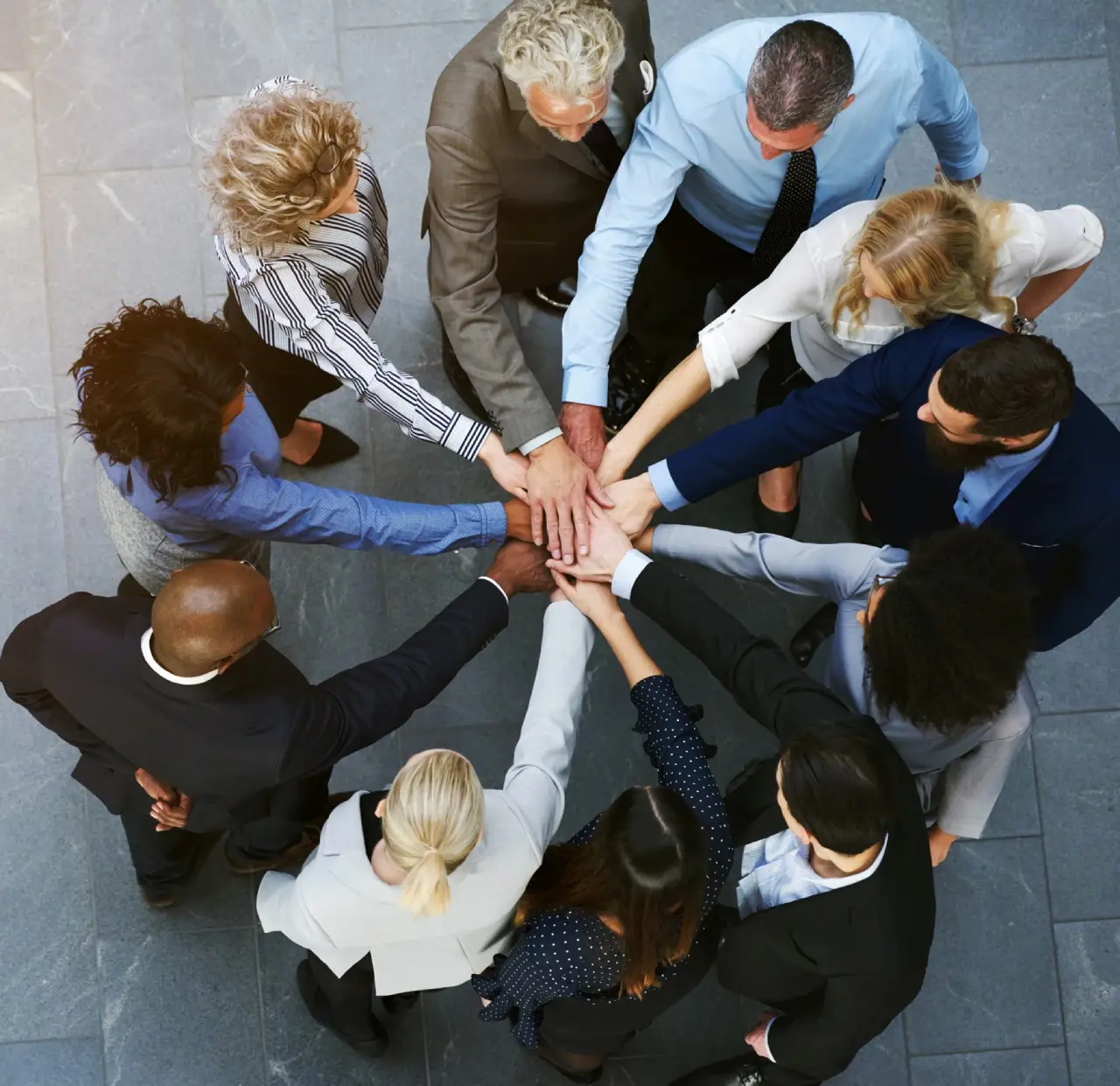 breiter-raum-fuer-entwicklung-teamentwicklung-teambuildung
